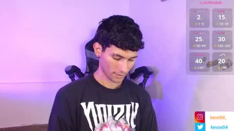 Snapshot of kingparker1 chatting on November 26, 5:41 am A L E X online show from November 26, 5:41 am