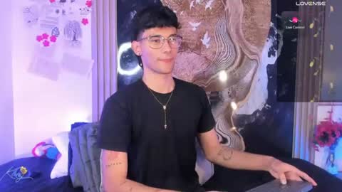  A L E X  online show from July 18, 7:34 am