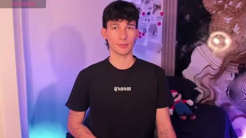 A L E X  online show from July 26, 8:54 am