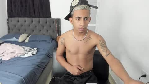 DOMINANT ALPHA KINGS online show from December 14, 7:58 am