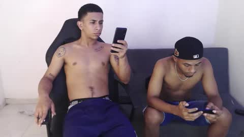 DOMINANT ALPHA KINGS online show from June 7, 4:27 am