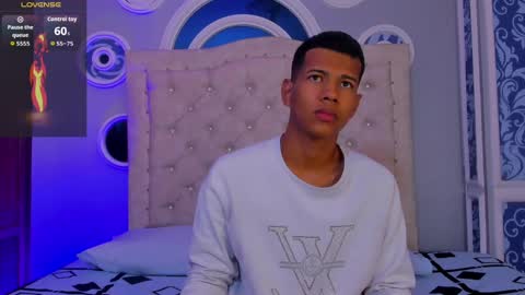 sebastian online show from November 23, 10:37 am