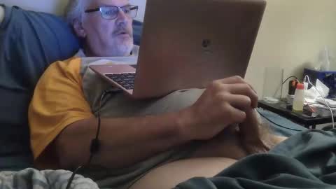 kingtongue10 online show from June 8, 10:26 am