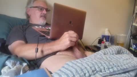 kingtongue10 online show from June 13, 12:14 pm