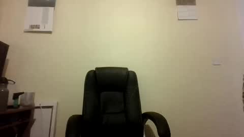 Snapshot of kingwillywoo chatting on December 18, 10:30 am Cynthia Pvc lips online show from December 18, 10:30 am