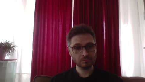Snapshot of kinksubbydubby chatting on May 10, 12:21 pm kinksubbydubby online show from May 10, 12:21 pm