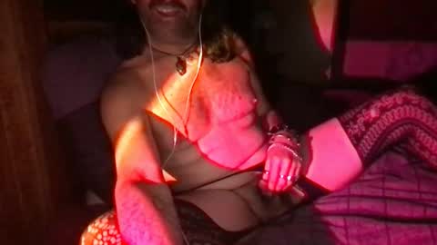 Snapshot of kinky122kev chatting on September 13, 1:27 am Southlonguy online show from September 13, 1:27 am