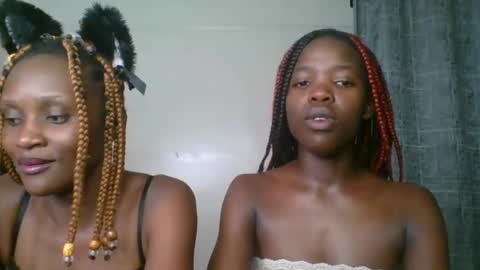 Snapshot of kinky_aria chatting on September 26, 6:23 pm kinky_aria online show from September 26, 6:23 pm