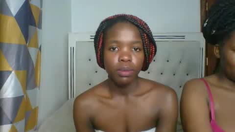 Snapshot of kinky_aria chatting on October 6, 2:53 am kinky_aria online show from October 6, 2:53 am