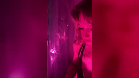Snapshot of kinky_k80 chatting on June 2, 1:57 pm Kinky K80 online show from June 2, 1:57 pm