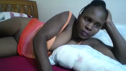 Snapshot of kinky_kaiya chatting on January 2, 8:13 pm kaiya online show from January 2, 8:13 pm