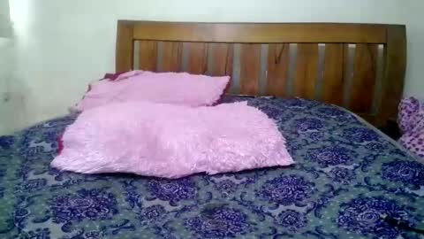 Snapshot of kinky_kaiya chatting on February 25, 5:52 am kaiya online show from February 25, 5:52 am