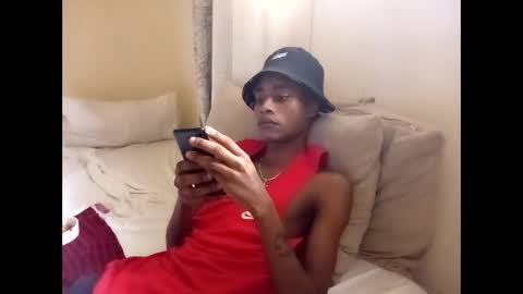 kinkybby_ online show from February 2, 7:40 am