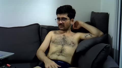 Snapshot of kinkybento chatting on January 15, 10:24 pm hairyBRboy online show from January 15, 10:24 pm