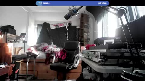 Snapshot of kinkybiguy14 chatting on September 16, 12:50 pm Kinky Cassie online show from September 16, 12:50 pm
