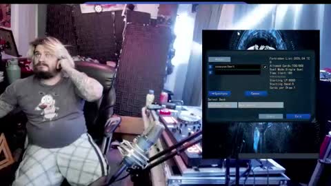 Snapshot of kinkybiguy14 chatting on September 24, 10:07 am Kinky Cassie online show from September 24, 10:07 am