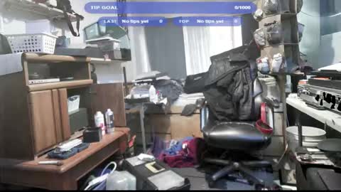 Snapshot of kinkybiguy14 chatting on November 20, 1:00 pm Kinky Cassie online show from November 20, 1:00 pm