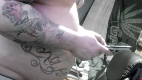 Snapshot of kinkybiguy14 chatting on January 16, 11:31 pm Kinky Cassie online show from January 16, 11:31 pm