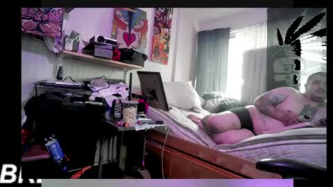Snapshot of kinkybiguy14 chatting on July 9, 5:17 pm Kinky Cassie online show from July 9, 5:17 pm