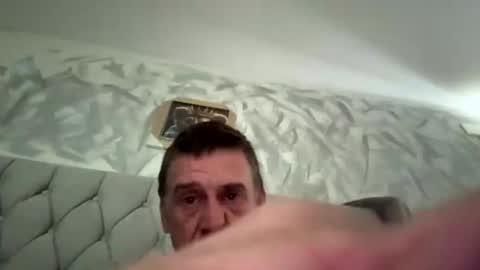 kinkycouple7818 online show from October 2, 12:56 pm