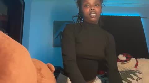 Snapshot of kinkycoupleinteracial chatting on November 1, 1:29 am interracialfacial online show from November 1, 1:29 am