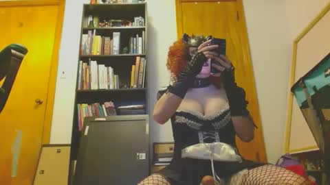 Snapshot of kinkyguy694 chatting on November 4, 11:15 pm KinkyKitten online show from November 4, 11:15 pm
