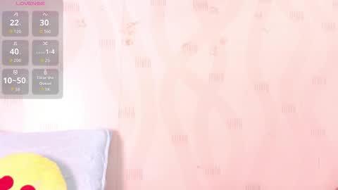 Snapshot of kinkyhousewifee_ chatting on December 14, 11:48 am MISS RYN online show from December 14, 11:48 am