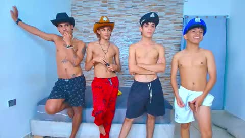 Snapshot of kinkyhousexxx chatting on October 27, 7:56 am kinkyhousexxx online show from October 27, 7:56 am