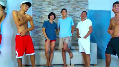 kinkyhousexxx online show from July 28, 6:20 am