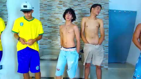 kinkyhousexxx online show from August 8, 4:58 am