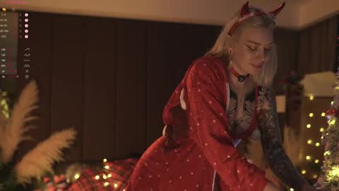 Snapshot of kinkylina_ chatting on December 23, 12:52 pm kinkylina_ online show from December 23, 12:52 pm