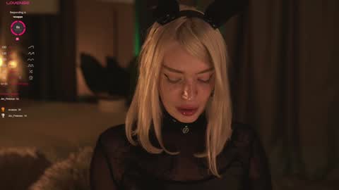 Snapshot of kinkylina_ chatting on January 24, 11:48 am kinkylina_ online show from January 24, 11:48 am