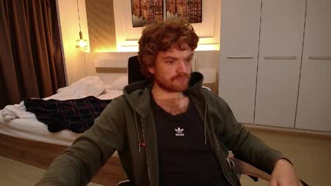Kenny online show from April 9, 3:17 am