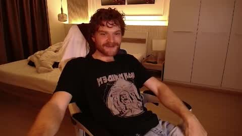 Kenny online show from April 10, 7:02 am