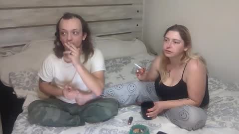 Snapshot of kinkyqueenandpet95 chatting on December 14, 3:56 am kinkyqueenandpet95 online show from December 14, 3:56 am