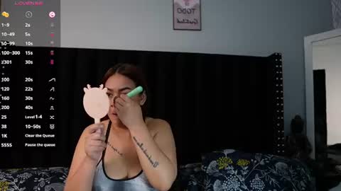 kinkywildmilf online show from June 12, 2:43 am