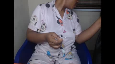 Snapshot of kinkyxxjuice chatting on September 15, 7:19 am kinkyxxjuice online show from September 15, 7:19 am