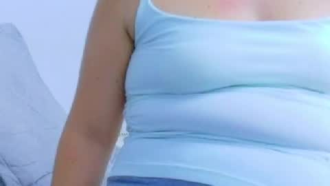 kinkyy_redhead online show from April 28, 11:54 pm