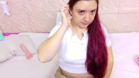 kinkyy_redhead online show from June 10, 11:20 am