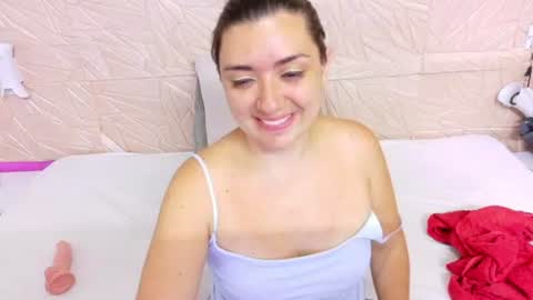 Snapshot of kinkyy_redhead chatting on July 28, 11:17 am kinkyy_redhead online show from July 28, 11:17 am