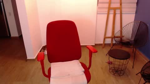 Snapshot of kintsugim chatting on December 2, 3:45 am kintsugi online show from December 2, 3:45 am