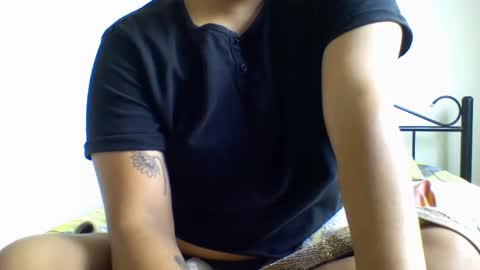 kion_and_valu online show from September 17, 3:57 pm