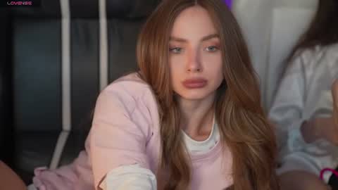 Snapshot of kira0541 chatting on July 3, 3:40 pm Sweet girls online show from July 3, 3:40 pm