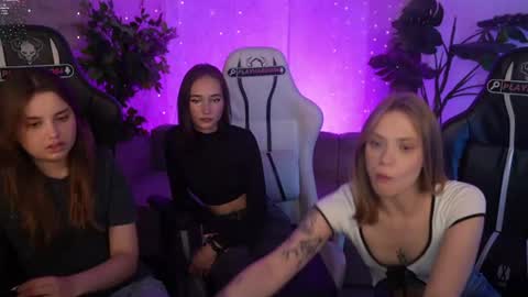 Snapshot of kira0541 chatting on July 6, 3:03 pm Sweet girls online show from July 6, 3:03 pm