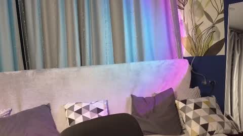 kira_bliss_ online show from July 2, 3:23 am