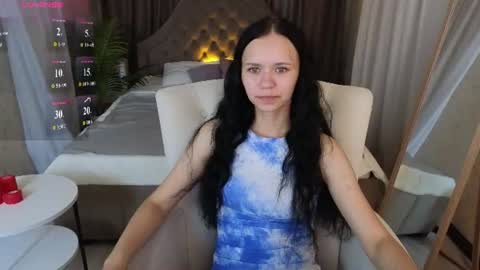 kira_bliss_ online show from July 17, 1:34 am