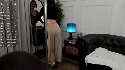 Snapshot of kira_energy chatting on November 27, 2:13 am kira_energy online show from November 27, 2:13 am