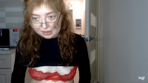 Snapshot of kira_foxy_ chatting on April 6, 12:06 pm Kira online show from April 6, 12:06 pm