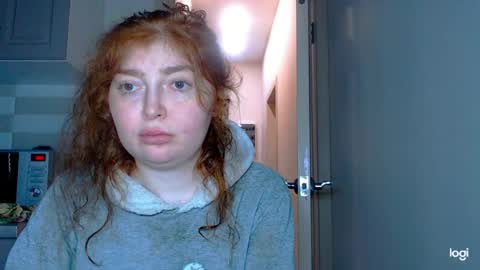 Snapshot of kira_foxy_ chatting on May 8, 11:37 am Kira online show from May 8, 11:37 am