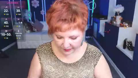 Kira Kennet online show from October 10, 11:20 am